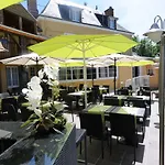 Saint Jacques מלון 3*