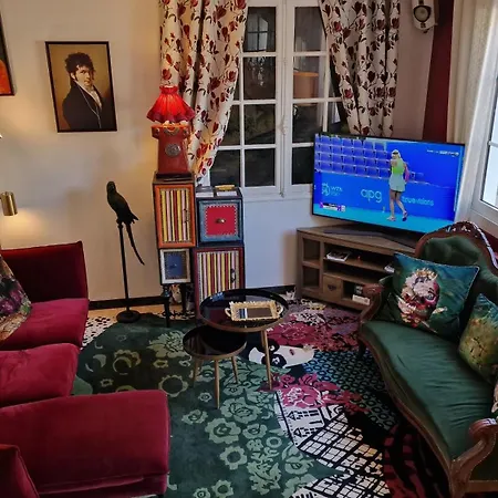 ホテル Saint Jacques