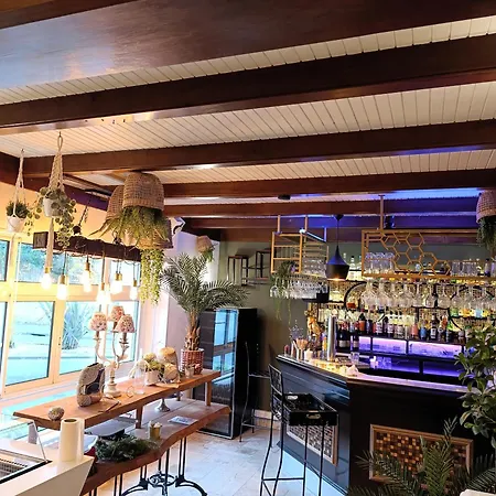 ホテル Saint Jacques